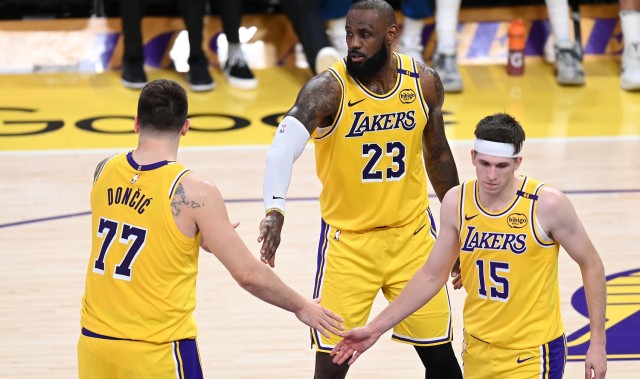 db真人官网-全明星后东詹里进步来源？东契奇：我们三连胜 化学反应越来越好